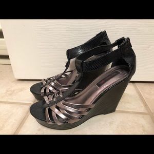 Material Girl Black & Metallic Wedges